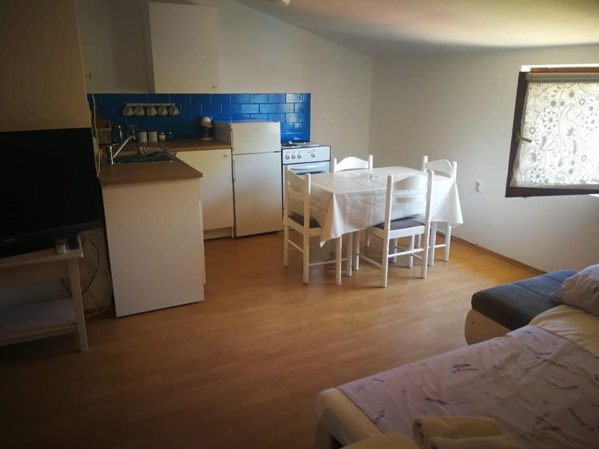 Apartmani Nea Weißenburg Exterior foto